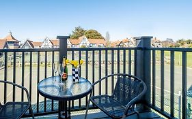 2 Bell Lodge, Thorpeness